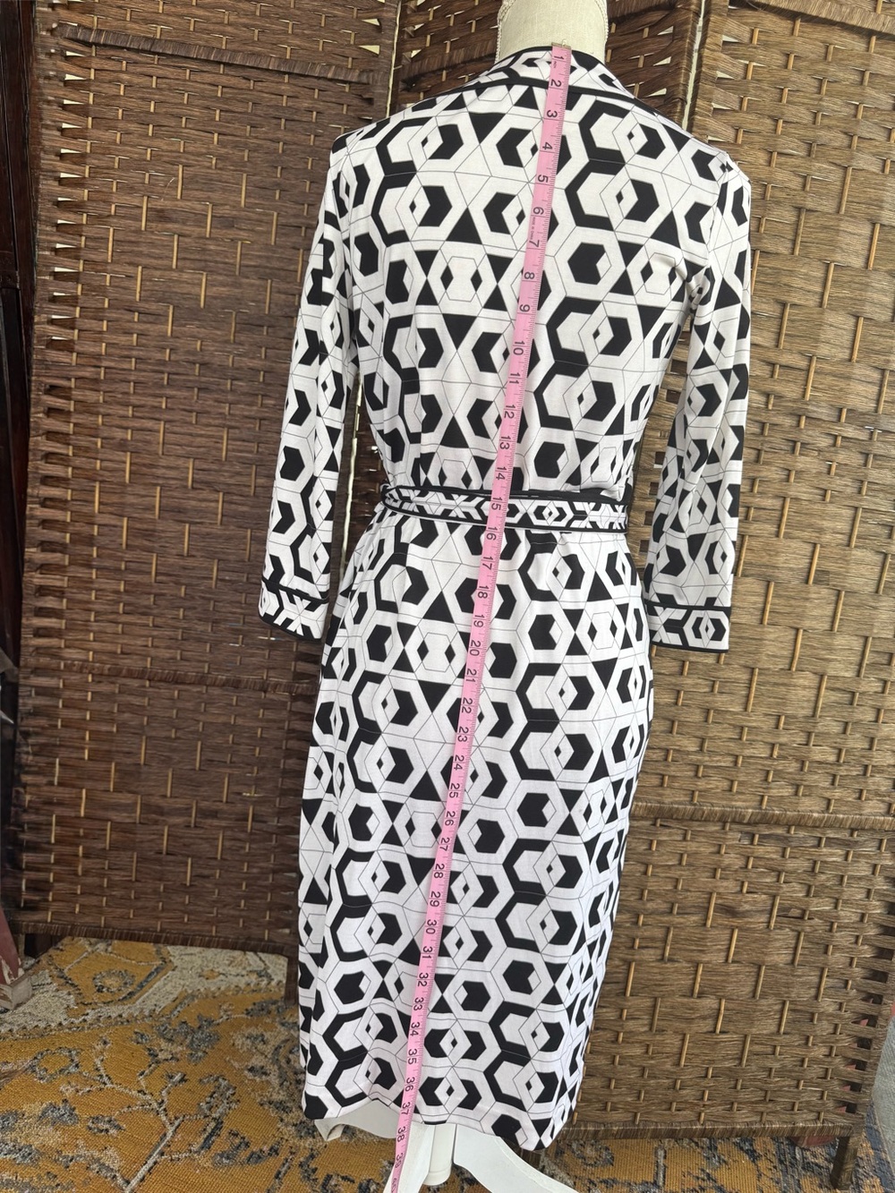 Diane von Furstenberg Silk Wrap Dress – Black & White Geometric Print - Picture 8 of 11